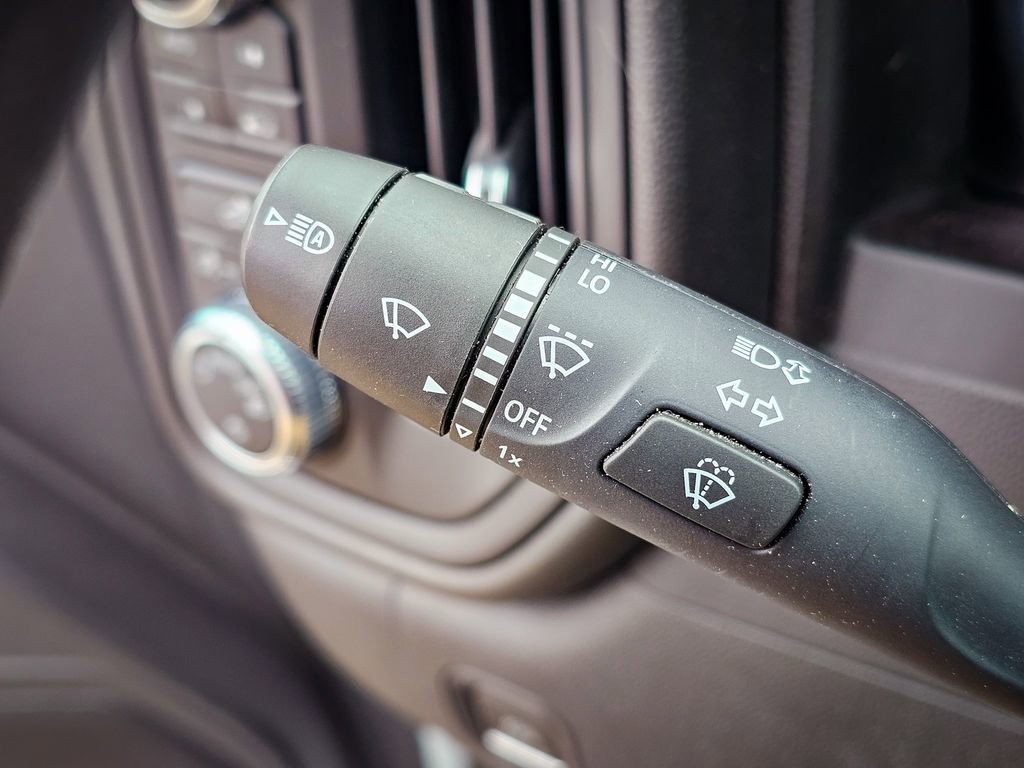 Certified 2023 GMC Sierra 1500 Pro w/ Pro Value Package image 18