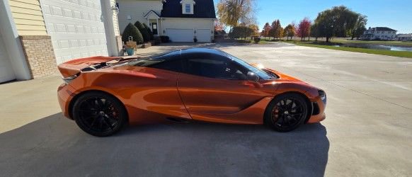 Used 2018 McLaren 720S image 5
