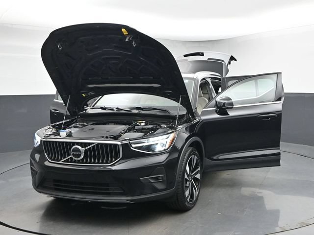 Used 2023 Volvo XC40 B5 Ultimate w/ Protection Package Premier AWD/4WD image 53