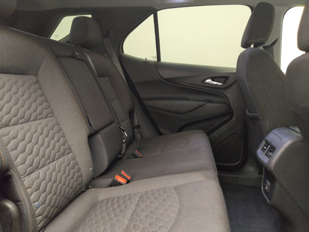 Used 2021 Chevrolet Equinox LT FWD image 19
