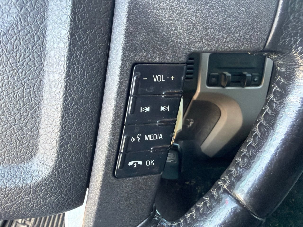 Used 2012 Ford F150 XLT w/ XLT Chrome Pkg AWD/4WD image 23