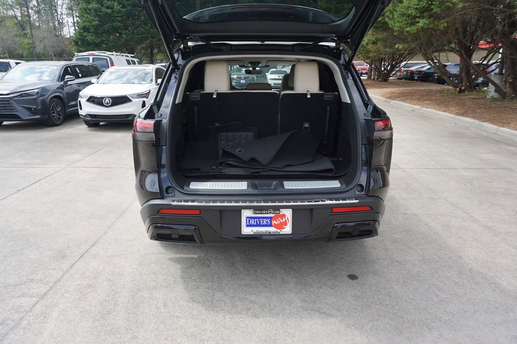 Used 2023 INFINITI QX60 Luxe w/ Cargo Package image 17