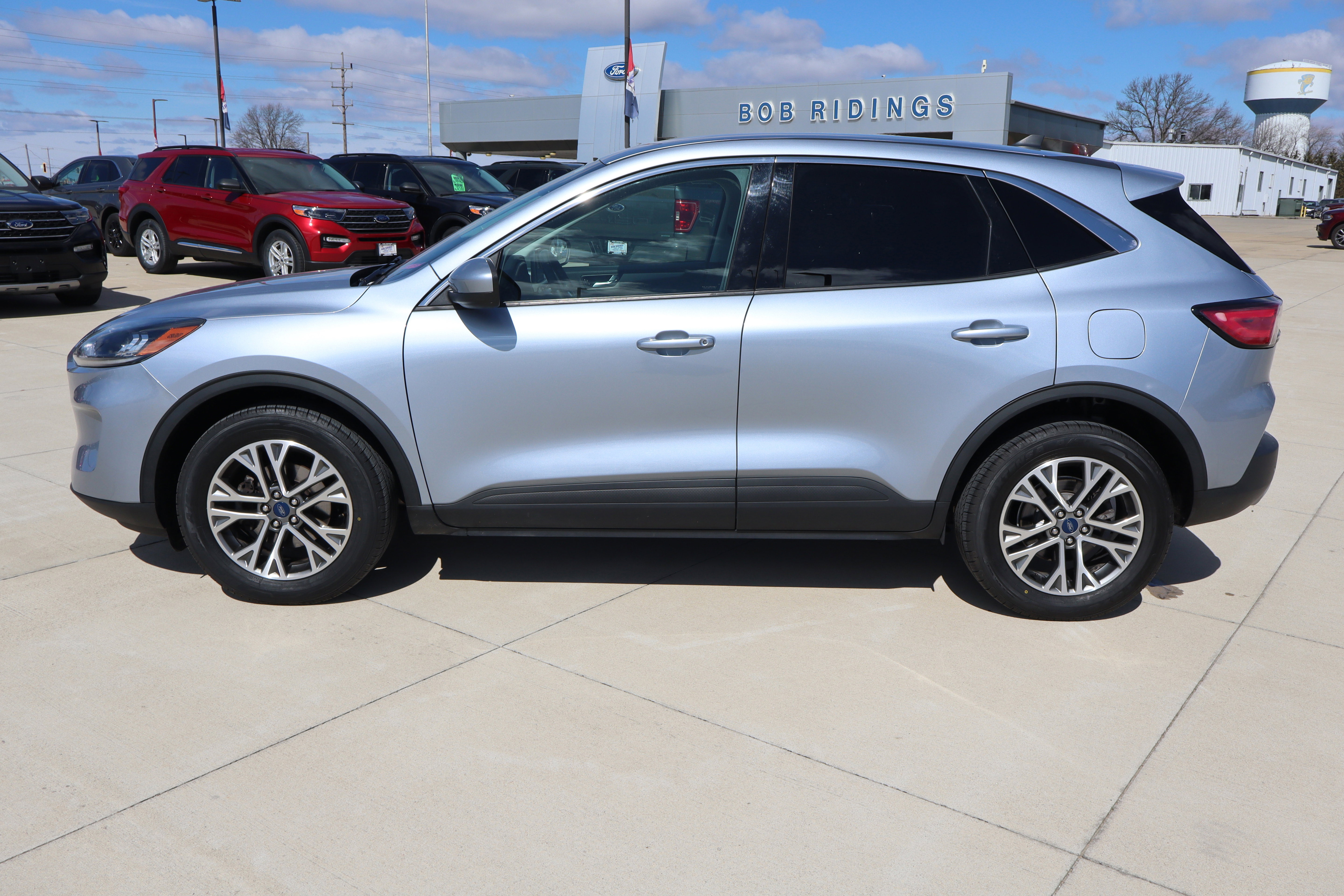 Used 2022 Ford Escape SEL image 9