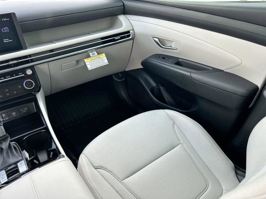 New 2026 Hyundai Tucson SEL image 15