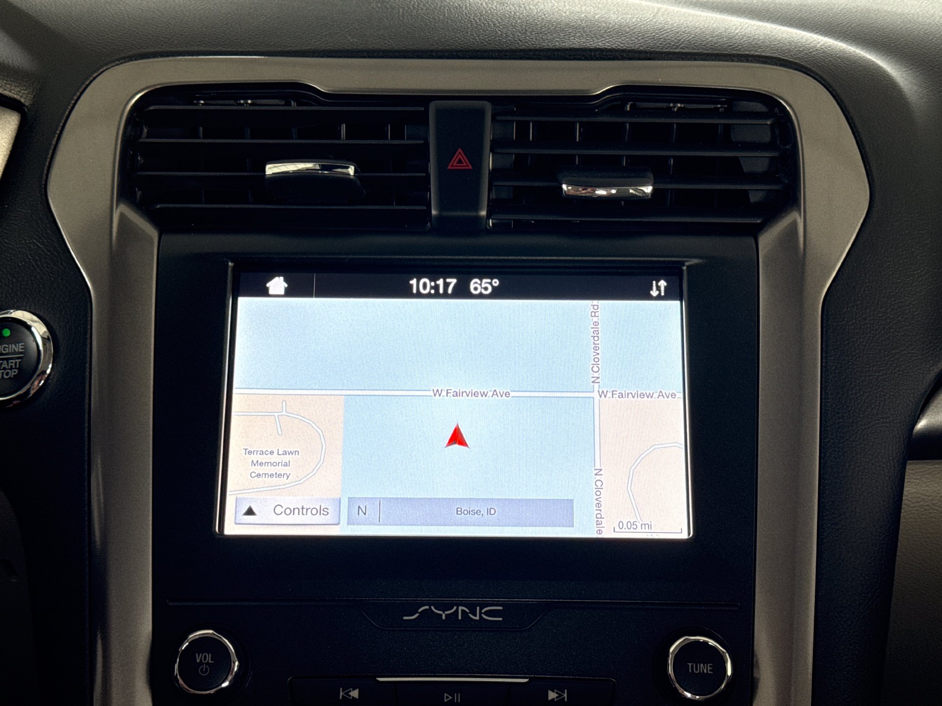 Used 2019 Ford Fusion SE FWD image 7