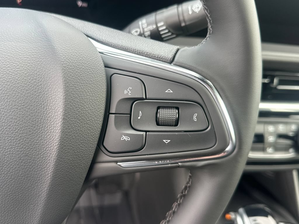 New 2026 Buick Envista Sport Touring w/ Studio Series FWD image 22
