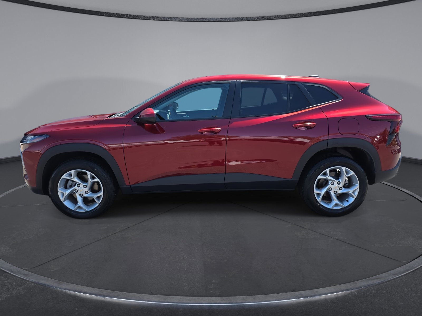 Used 2024 Chevrolet Trax LS w/ LS Convenience Package FWD image 10