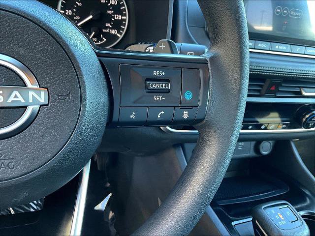 Certified 2024 Nissan Rogue SV FWD image 14