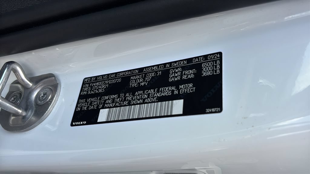 Certified 2024 Volvo XC90 T8 Plus w/ Protection Package Premier AWD/4WD image 33