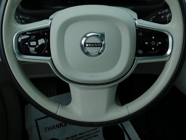 Used 2024 Volvo XC90 B6 Plus w/ Protection Package Premier image 16