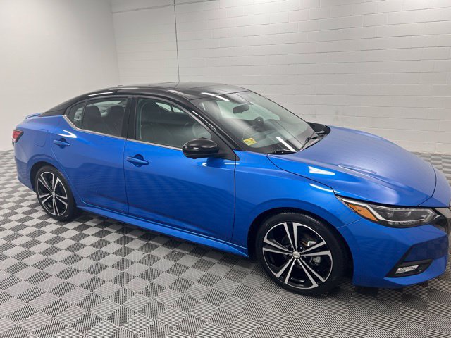 Used 2023 Nissan Sentra SR w/ SR Premium Package FWD image 4
