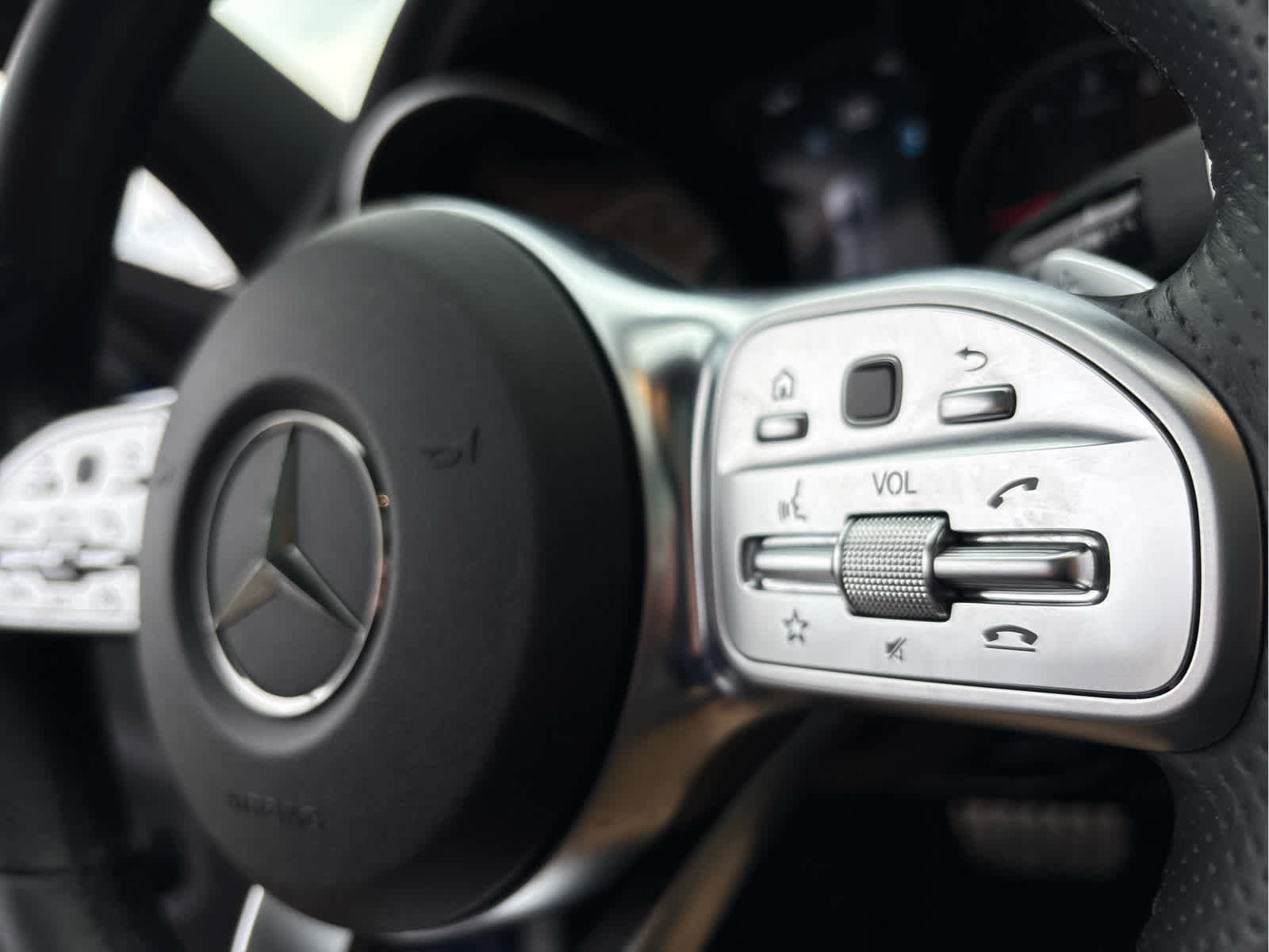 Used 2019 Mercedes-Benz C 300 4MATIC Sedan image 12