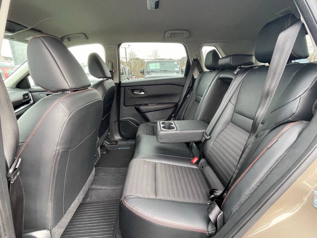 Used 2025 Nissan Rogue SV w/ Rock Creek Premium Package image 26