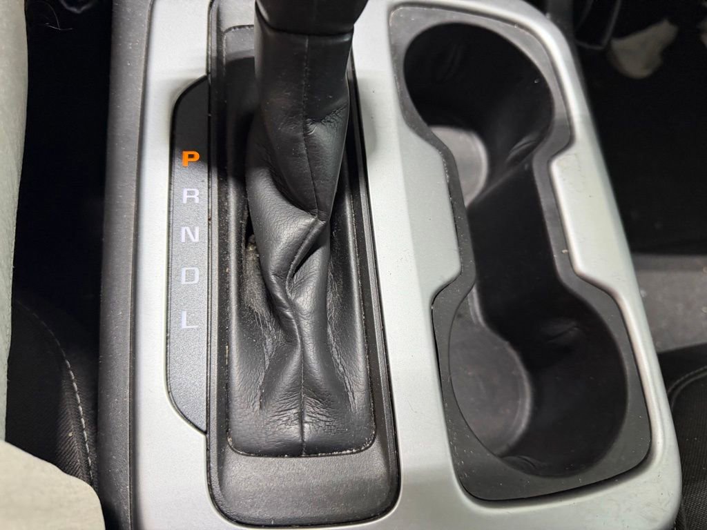 Used 2021 Chevrolet Colorado LT w/ Safety Package RWD image 18