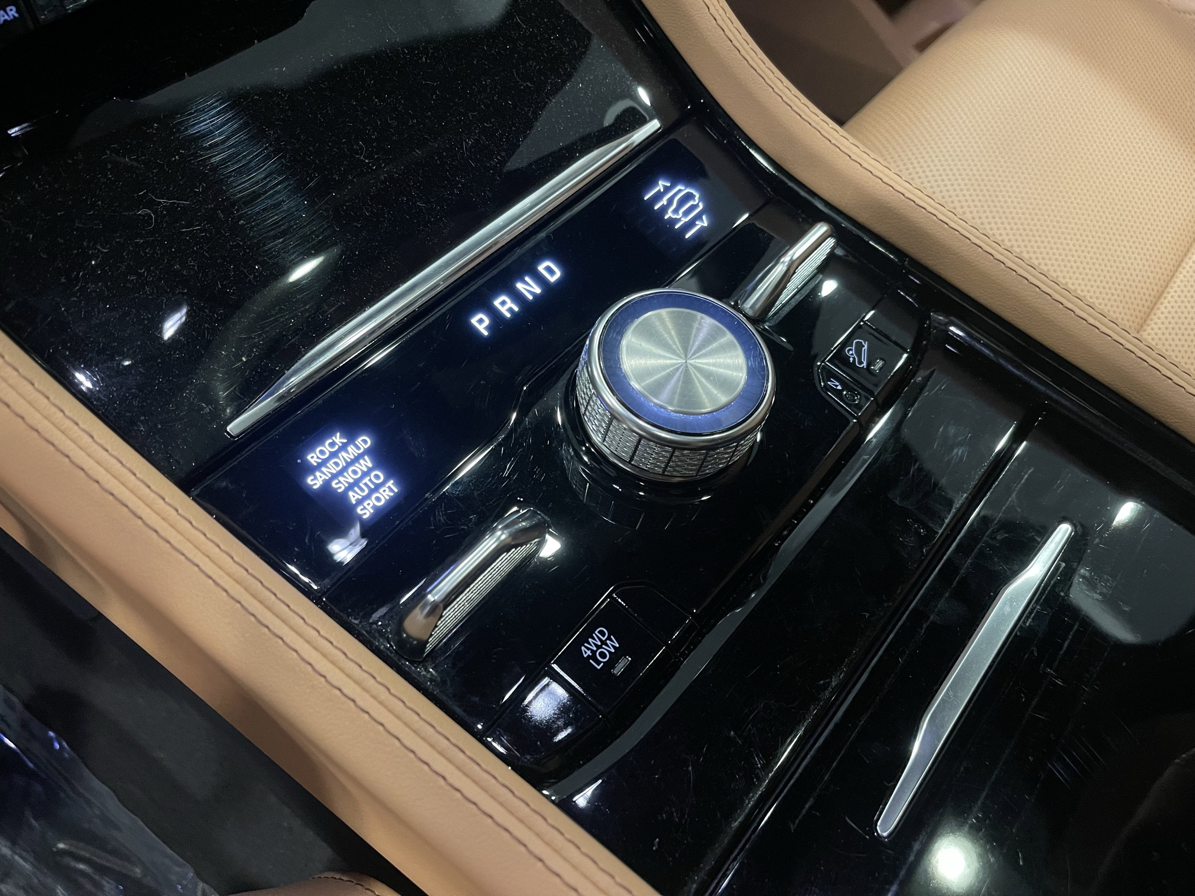 Used 2023 Jeep Grand Cherokee Summit image 18