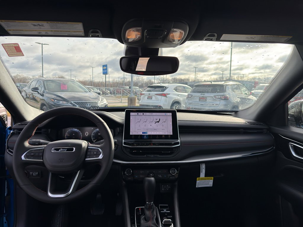 New 2025 Jeep Compass Trailhawk w/ Trailhawk Elite Group image 27