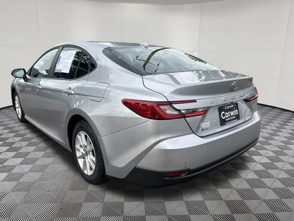 Used 2025 Toyota Camry LE FWD image 5