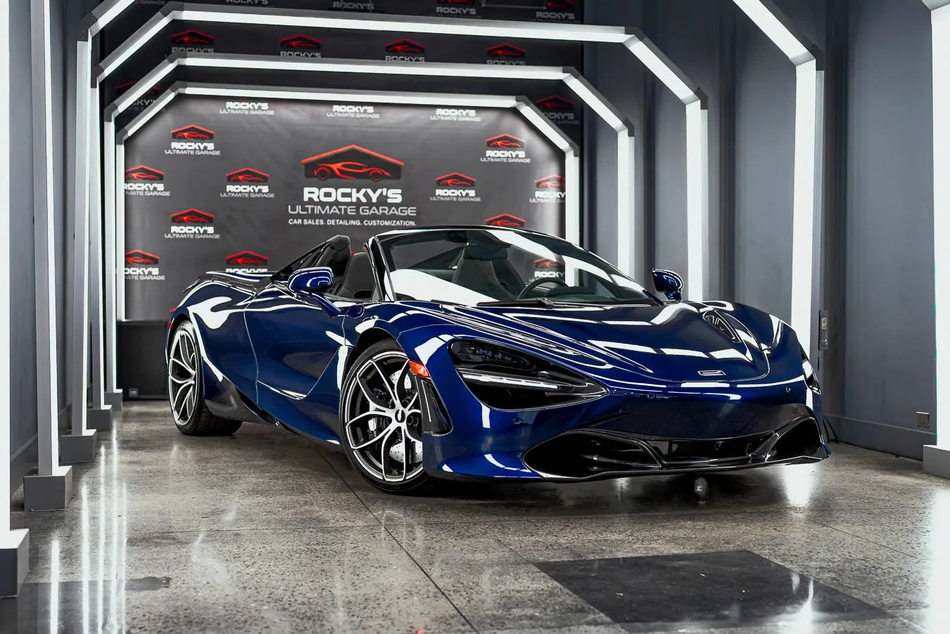 Used 2020 McLaren 720S Spider RWD image 51