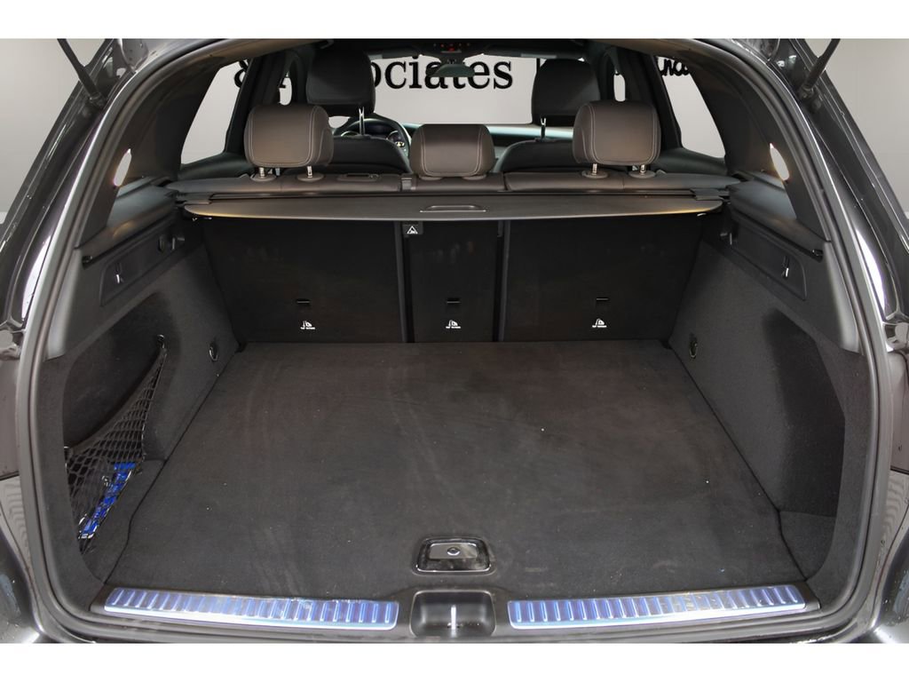 Used 2021 Mercedes-Benz GLC 300 image 25