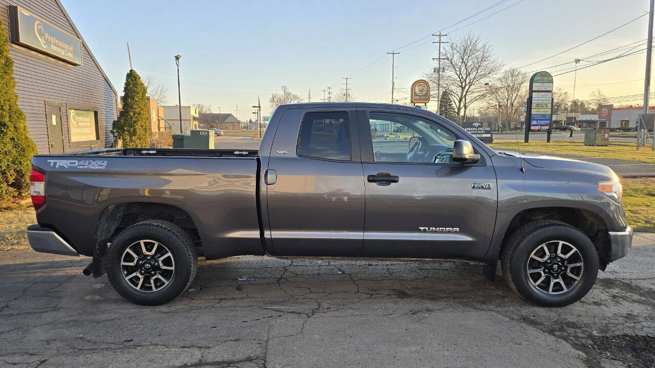 Used 2015 Toyota Tundra SR5 image 7