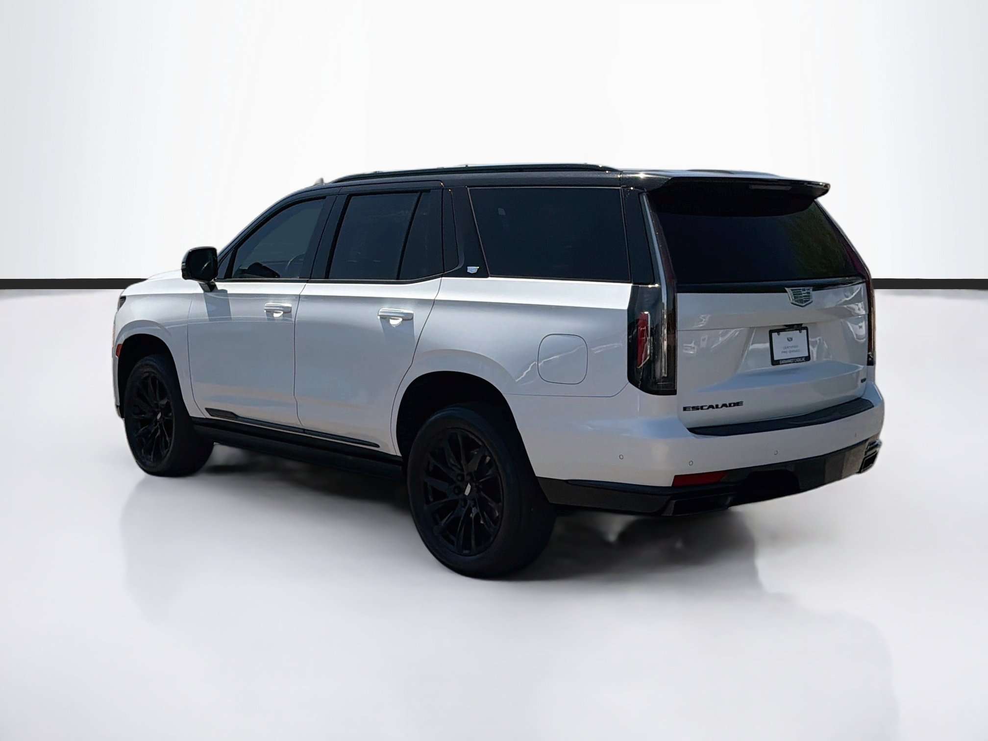 Certified 2023 Cadillac Escalade Sport Platinum w/ LPO, ONYX Package AWD/4WD image 7