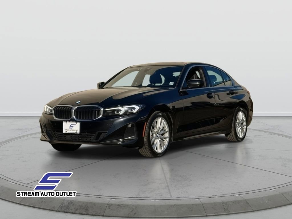 Used 2024 BMW 330i xDrive Sedan image 3