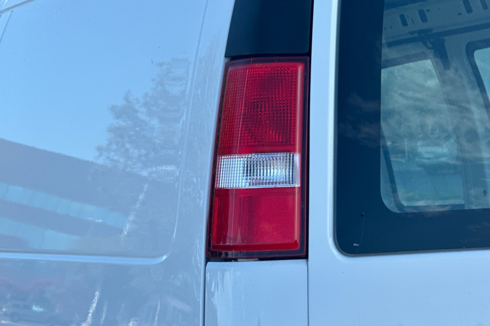 Used 2025 Chevrolet Express 2500 w/ Driver Convenience Package RWD image 41