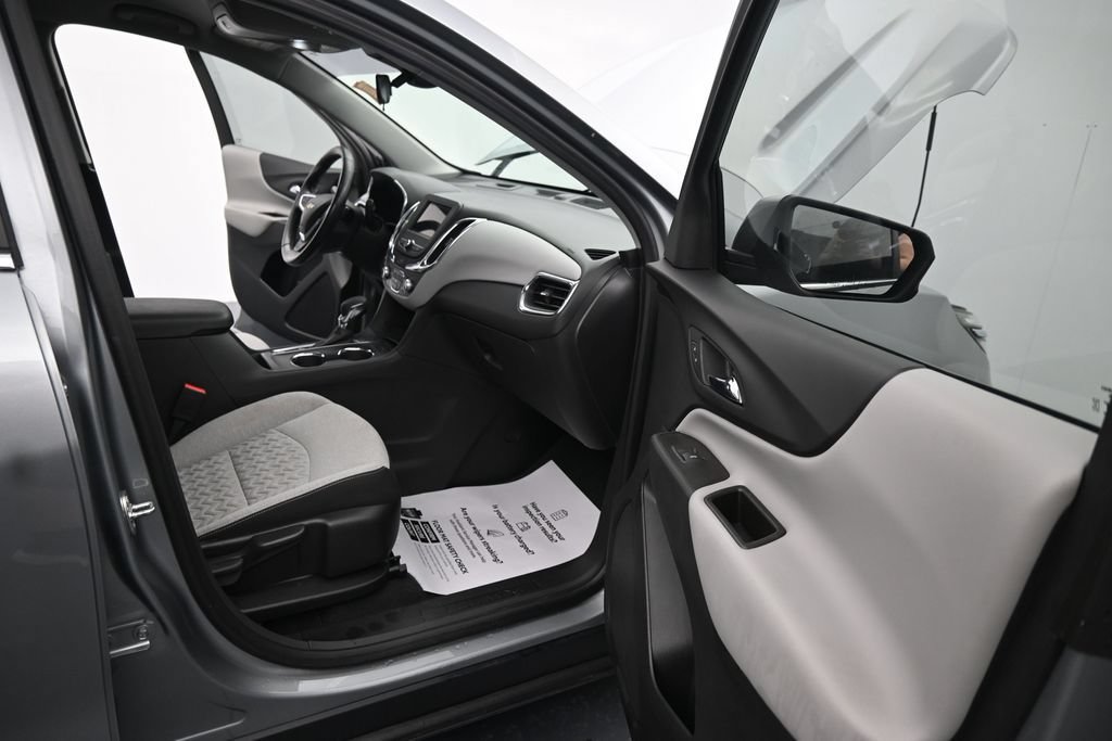 Used 2023 Chevrolet Equinox LT w/ Driver Convenience Package FWD image 23