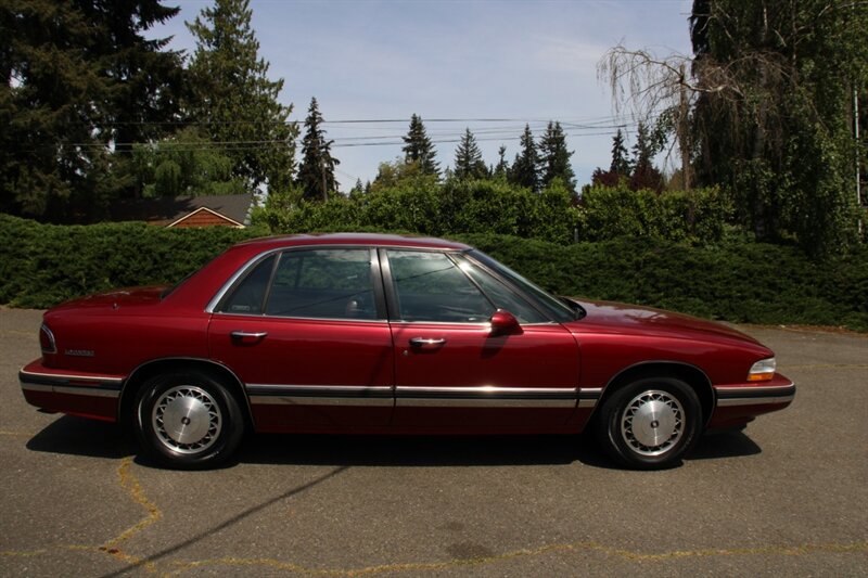 Used 1995 Buick Le Sabre Limited FWD image 11