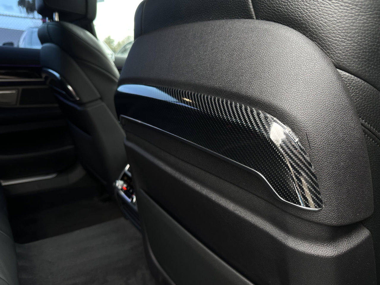 Used 2019 BMW 740i w/ M Sport Package image 17