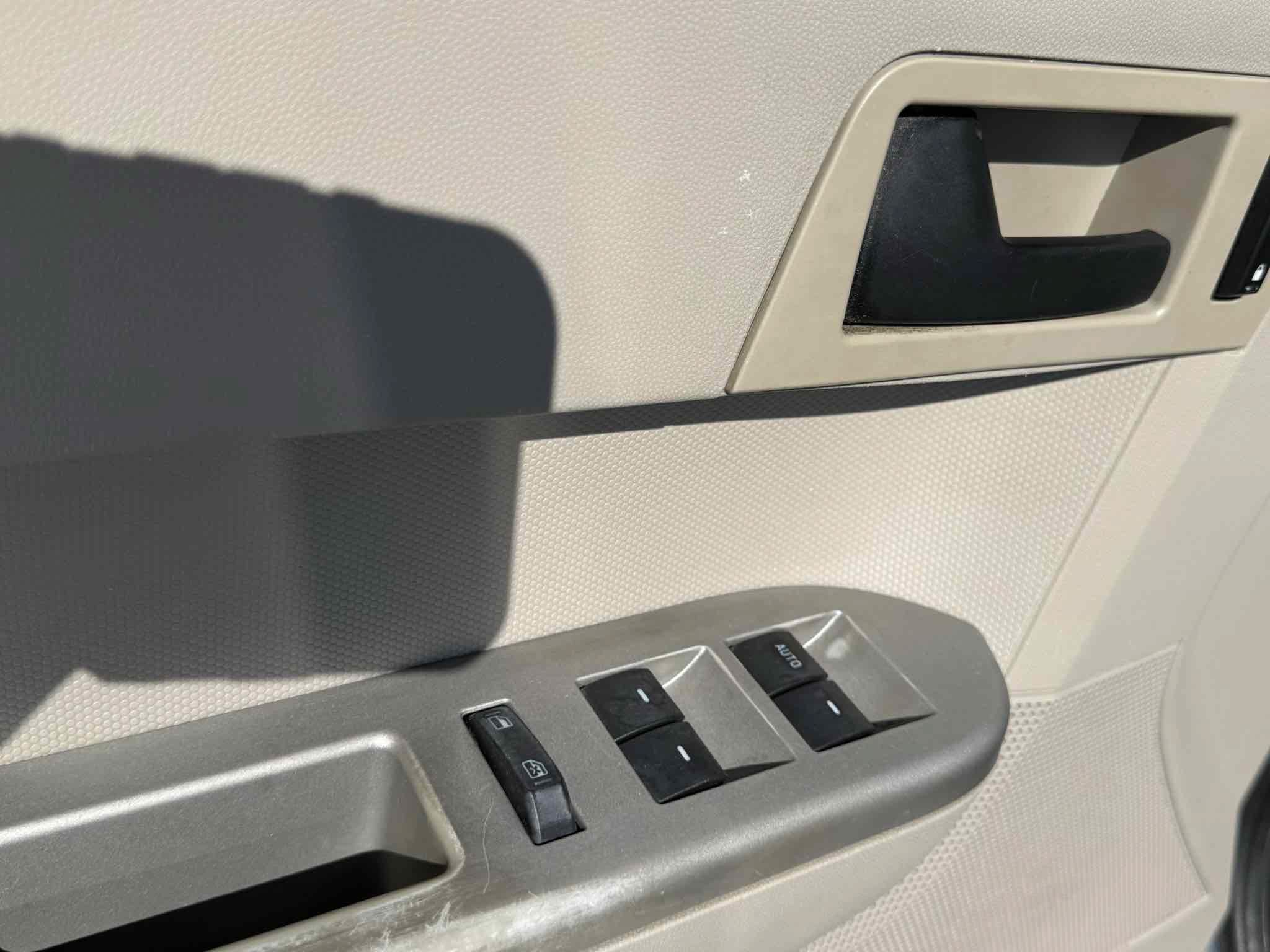 Used 2008 Ford Escape 2WD Hybrid image 50