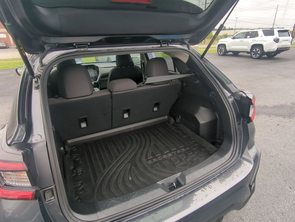 Used 2024 Subaru Crosstrek 2.0i Premium AWD/4WD image 24