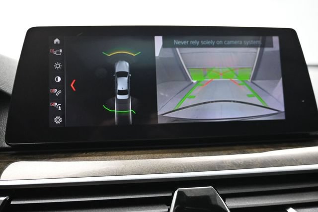 Used 2019 BMW 530e w/ Convenience Package RWD image 14