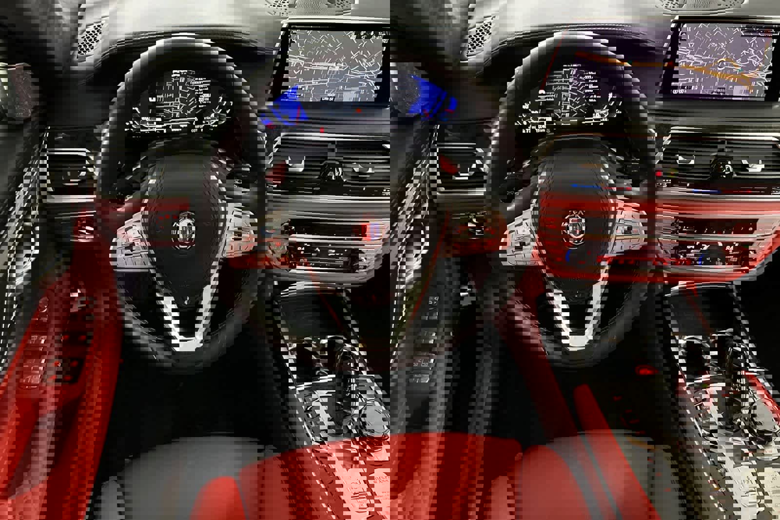 Used 2021 BMW ALPINA B7 xDrive w/ Luxury Rear Seating Package image 14