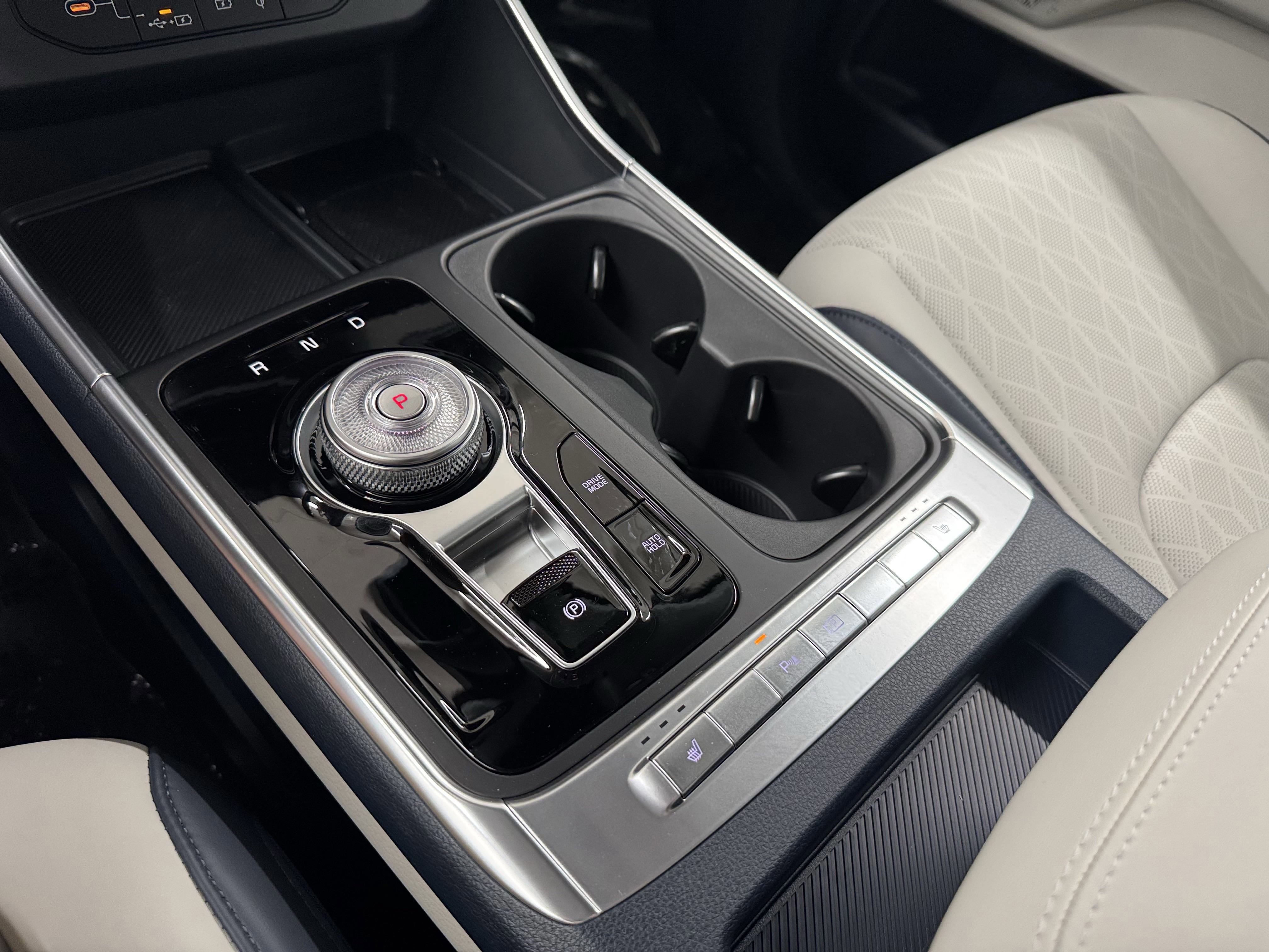 New 2026 Kia Carnival EX FWD image 15