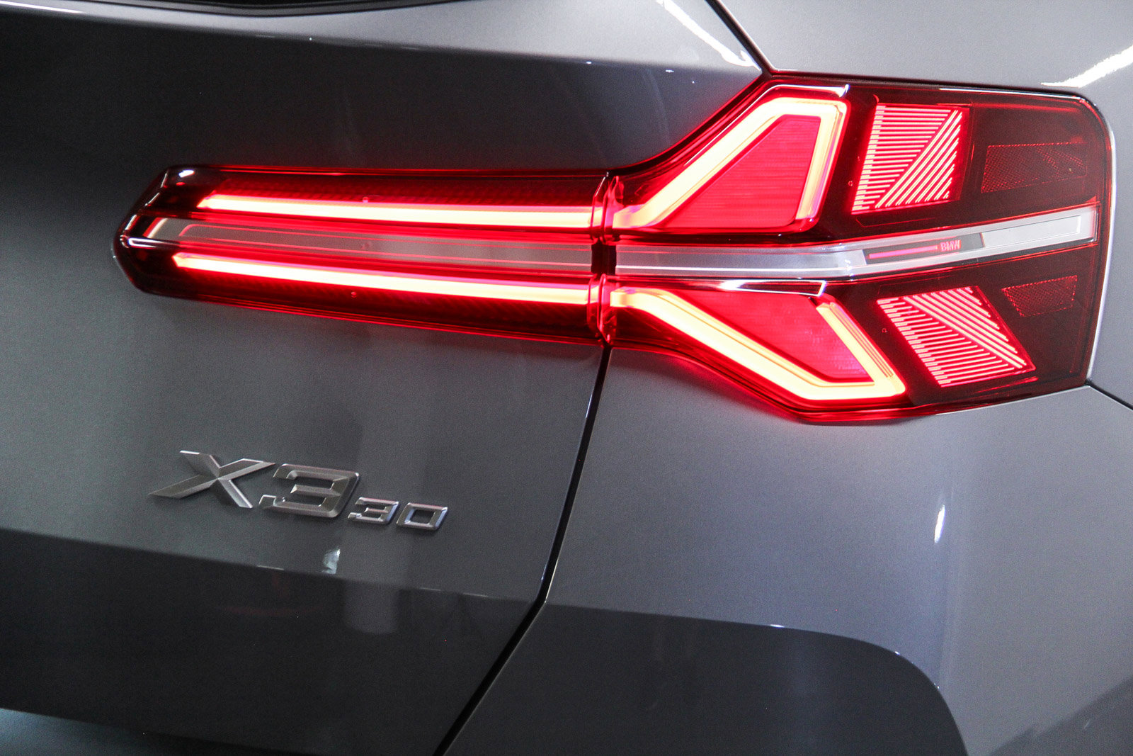 Used 2025 BMW X3 xDrive30i w/ Premium Package image 7