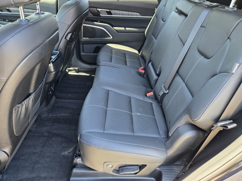 Certified 2025 Kia Telluride EX FWD image 13