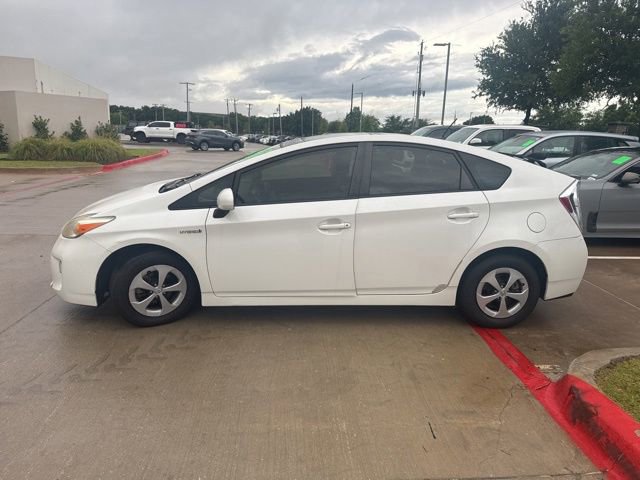 Used 2013 Toyota Prius Four w/ Deluxe Solar Roof Pkg FWD image 5