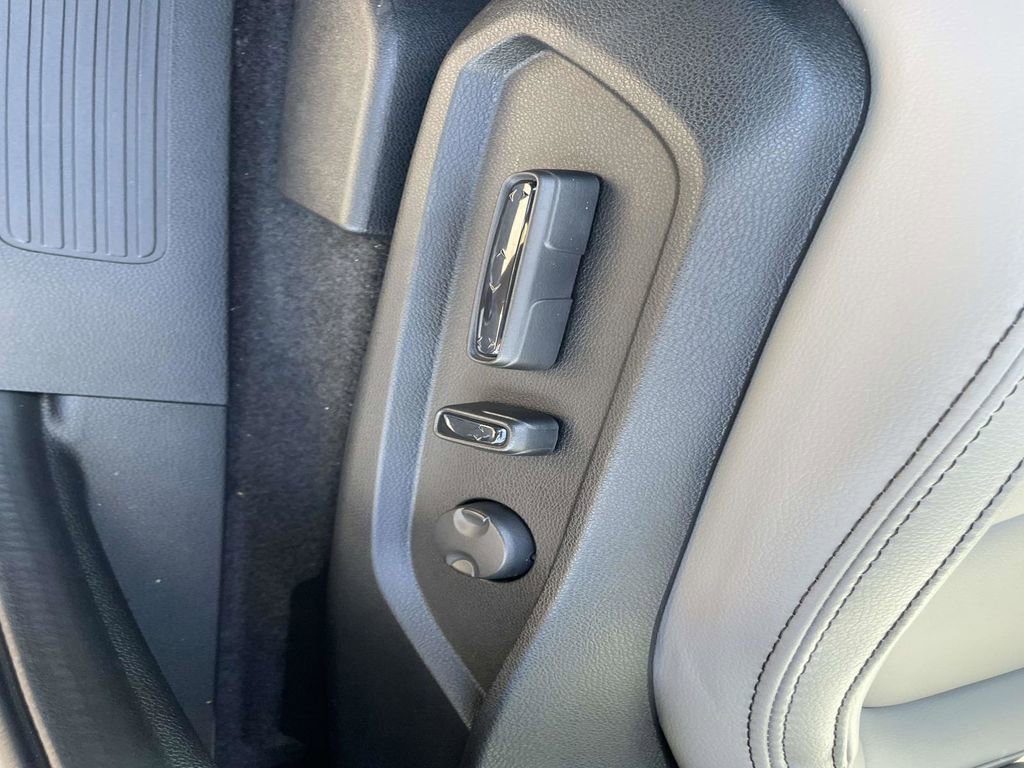 New 2025 Honda Pilot EX-L image 14