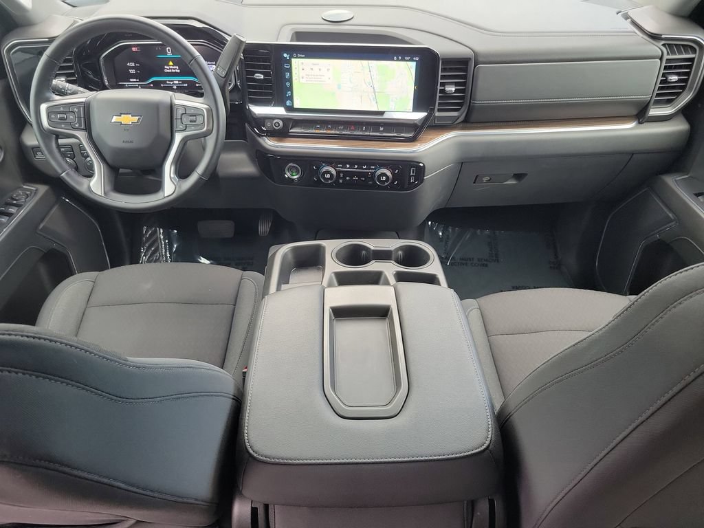 Used 2024 Chevrolet Silverado 1500 LT AWD/4WD image 13