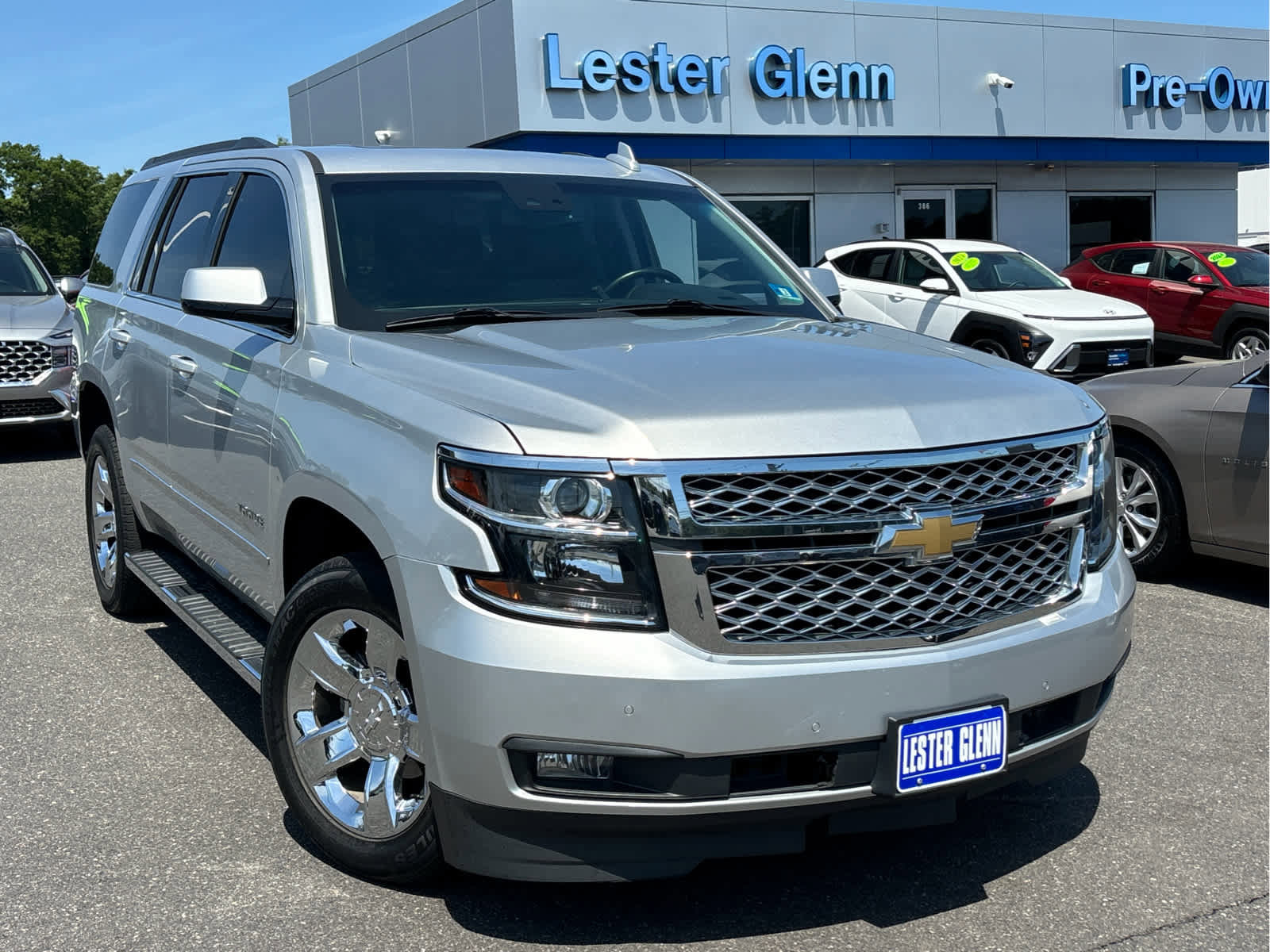 Used 2018 Chevrolet Tahoe LT w/ LT Signature Package AWD/4WD image 31