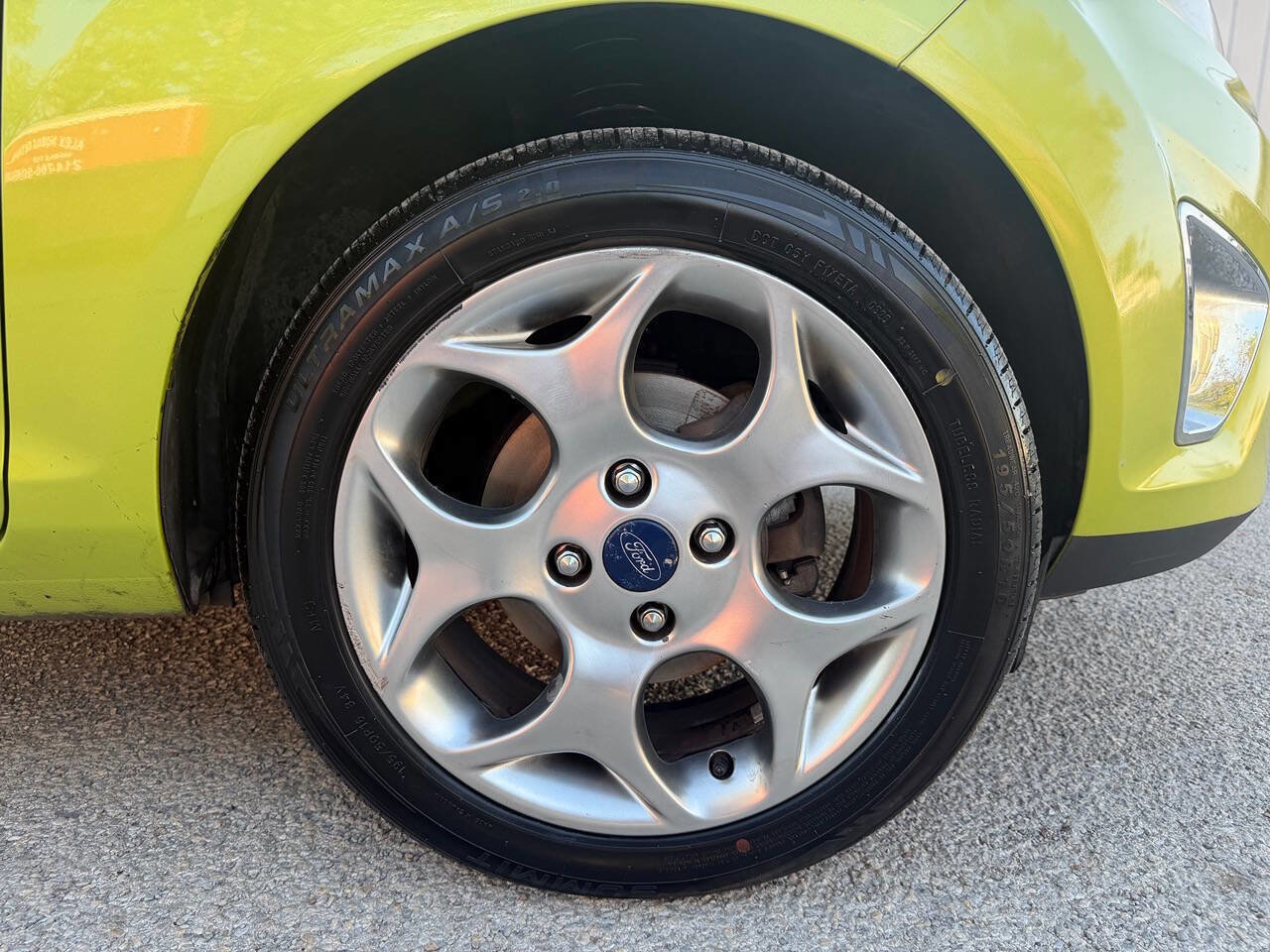 Used 2013 Ford Fiesta Titanium image 29