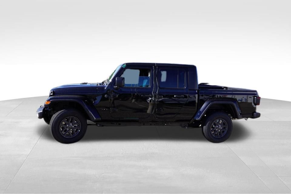 New 2025 Jeep Gladiator Sport AWD/4WD image 6