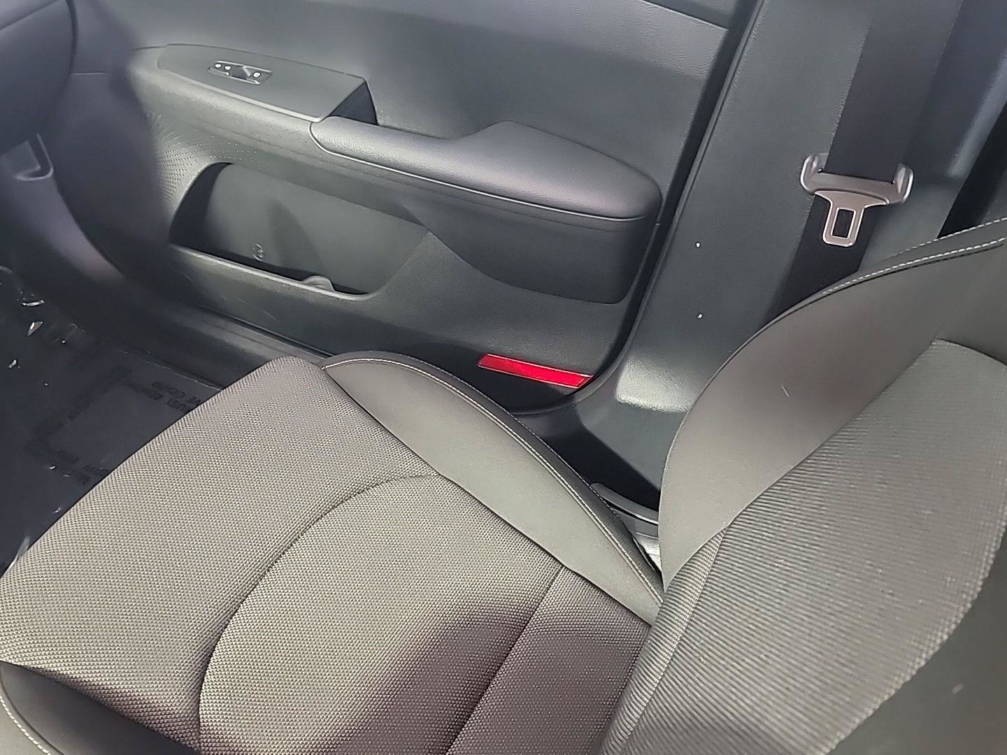 Used 2022 Kia Forte LXS w/ LXS Technology Package FWD image 22