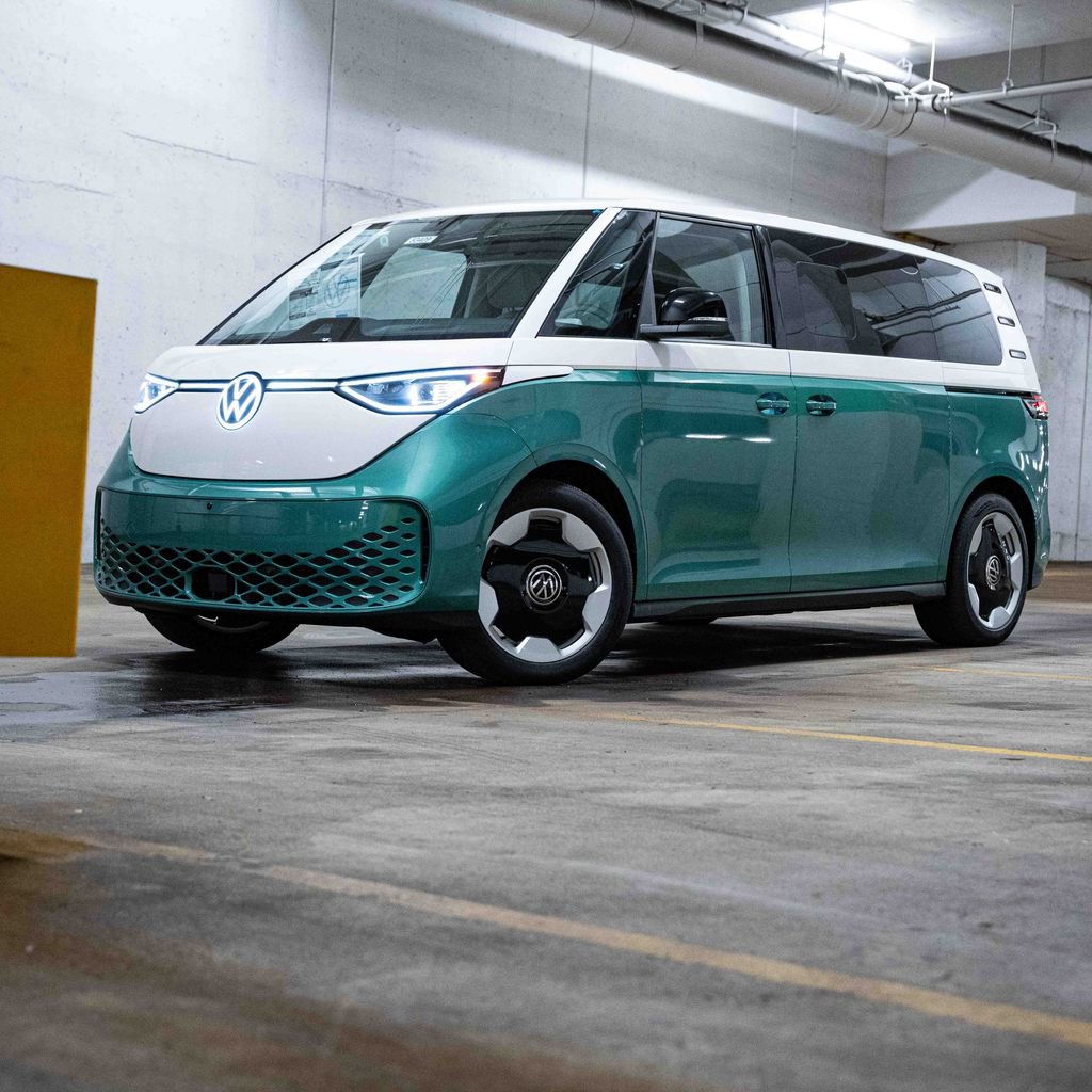 New 2025 Volkswagen ID. Buzz Pro S Plus