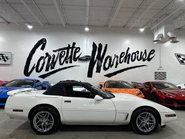 Used 1995 Chevrolet Corvette Convertible image 9