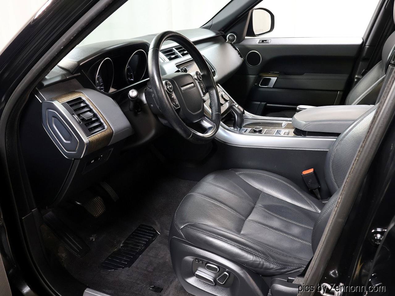 Used 2014 Land Rover Range Rover Sport HSE AWD/4WD image 12