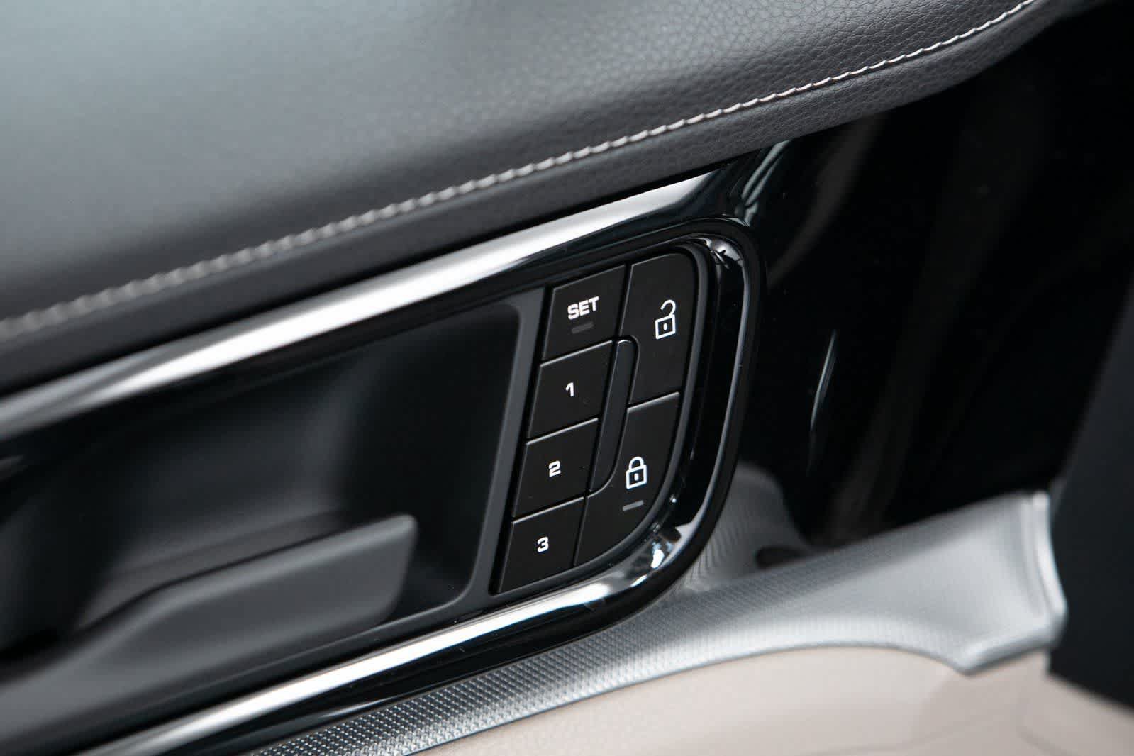 New 2026 Porsche Panamera 4 AWD/4WD image 19
