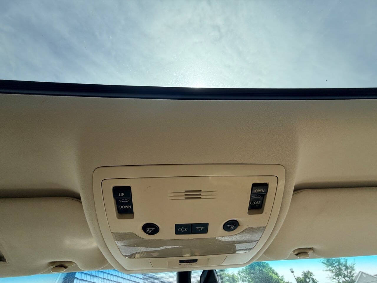 Used 2014 Lexus ES 350 w/ Luxury Package FWD image 12