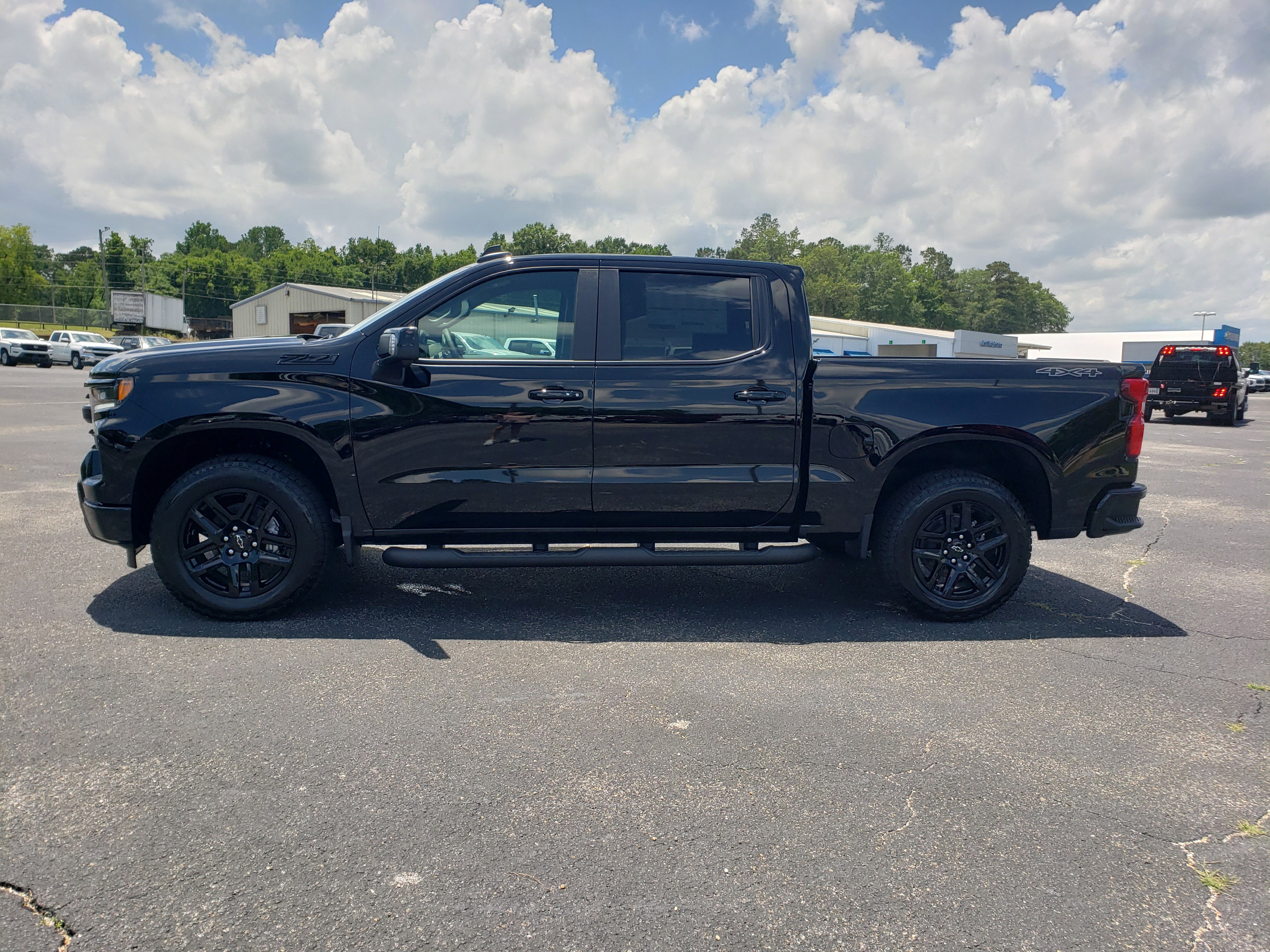 New 2026 Chevrolet Silverado 1500 RST w/ RST All Star Premium Package AWD/4WD image 7